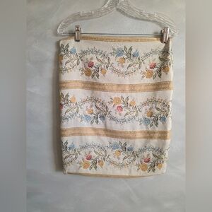 Vintage Floral Pattern Embroidered Woven Lumbar Pillow Cover 21x16